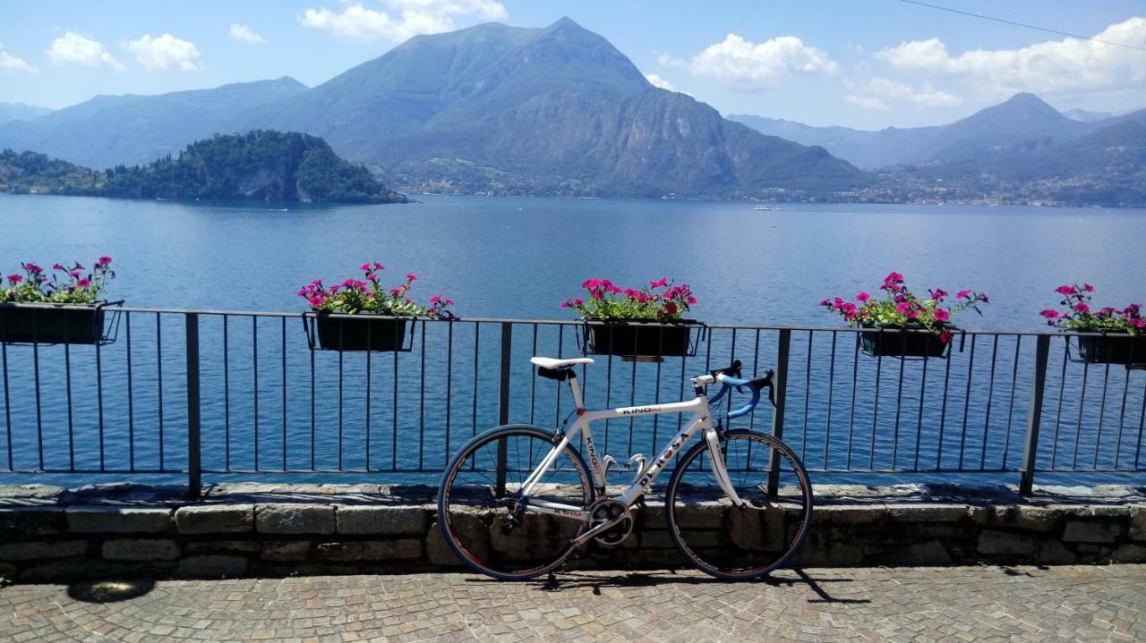 Blu Panorama Belvedere Lago Di Como Varenna Luaran gambar